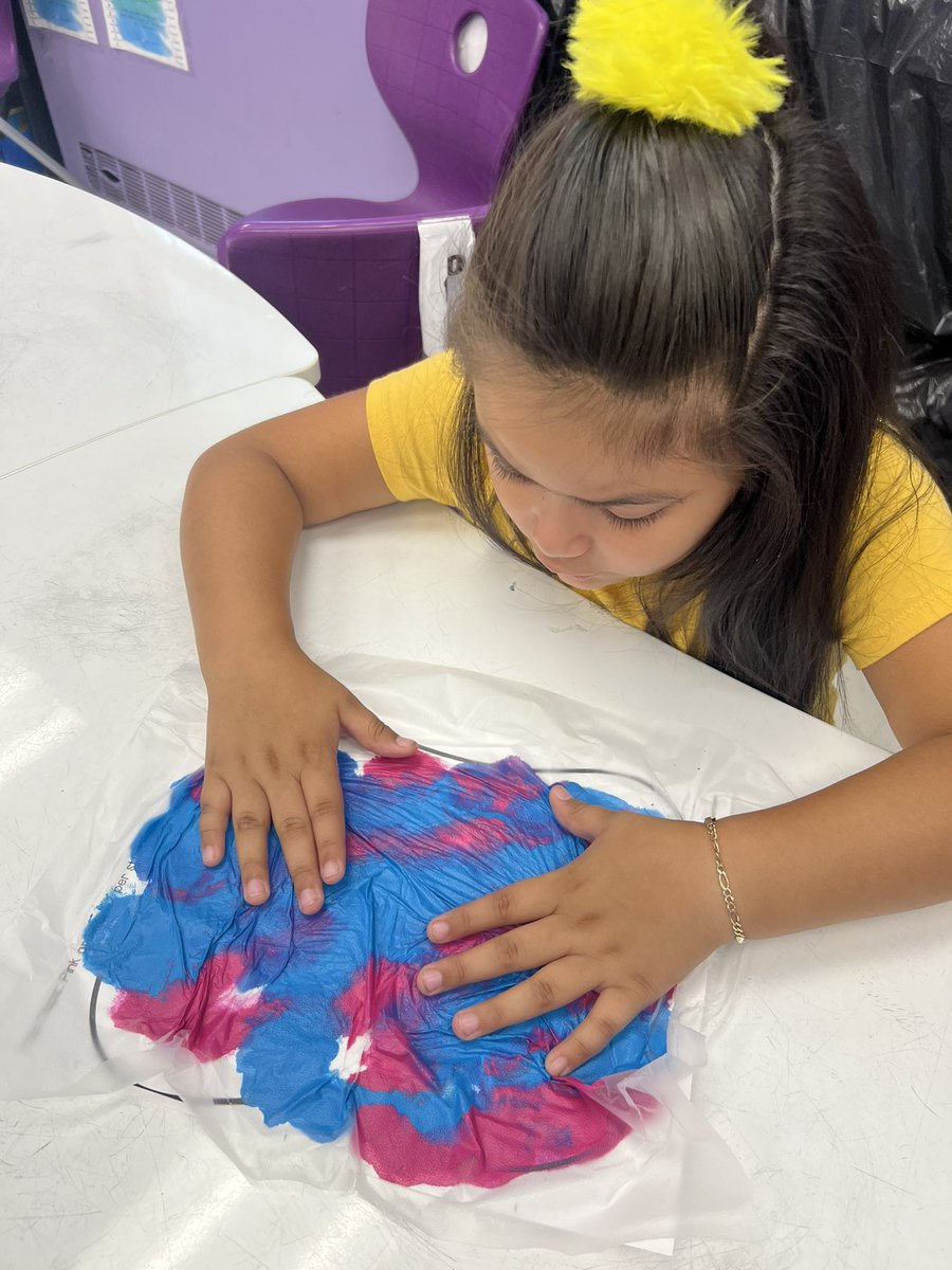 Ms.Paulik tweet media