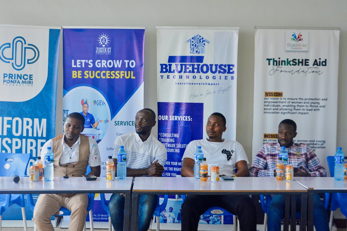 Blue_House_Tech's tweet photo. 🎓Celebrating Success!🎓
🎉Huge congrats to our amazing teams at Bluehouse Technologies  and Zeustek ICT solutions on graduating! Your hard work and talent are inspiring.
The event took place on Friday, July 27th, 2024,
#bluehouse #zeustek #techtrends #techstars #FutureInnovators https://t.co/If7ZN3bjvK