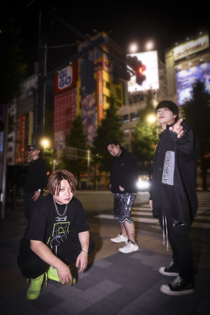 IN_FINITY_info's tweet photo. IN-FINITY "ELECTRIC  SIDE"
Teaser Images

IN-FINITY Debut ALBUM 〖ELECTRIC SIDE〗
➫ 2024.08.15 0AM (JST)

💿 各サブスク配信スタート！

#IN_FINITY #秋葉原 #HIPHOP
@KA_RUR_ET @Cuts_the_Ripper 
@m_sunny_ @myao_R_IF 
#ELECTRICSIDE #ES https://t.co/oNiPnq4F31