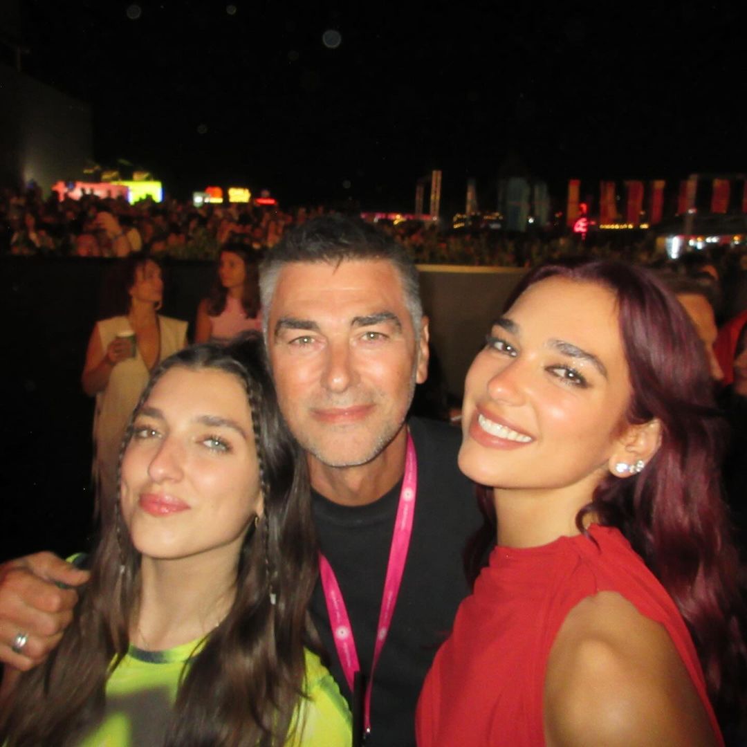 DUALIPA's tweet photo. I have so much to post from these past 4 days at @sunnyhill2024 I don't even know where to begin!! I'm left with such an immense feeling of pride after this long weekend I can't come down from all the excitement !!! I can't express enough the pure joy it is to witness this festival become what it has over the past 5 years. Seeing it grow and become something more than we could've ever dreamed of. What's more is doing this with my whole family and everyone at Republika Agency, watching everyone work so tirelessly around the clock has been the most thrilling/beautiful/inspiring/energizing/stressful (at times) but the most rewarding thing I am so proud to be a part of. It really takes a village and we do it for our city. Thank you to everyone who came down to join us, all the artists and their teams. We are so grateful. Ju dua shume 🇽🇰❤️👐🏼🇽🇰❤️👐🏼🇽🇰❤️👐🏼🇽🇰