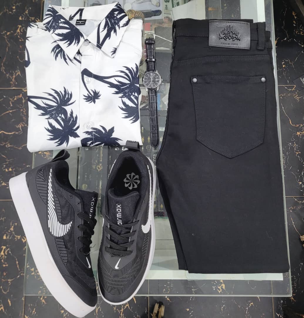 Hyperloll4's tweet photo. Imagine getting All these fits at One stop? Contact @Chris_I_N_V
  
Shop: Lilongwe area 47 sec 5, along Msokela st. 8500m from petroda Chitukuko, 800m from cherub.
                 
📞📱: 0993814081

Please retweet https://t.co/AW67tobIRB