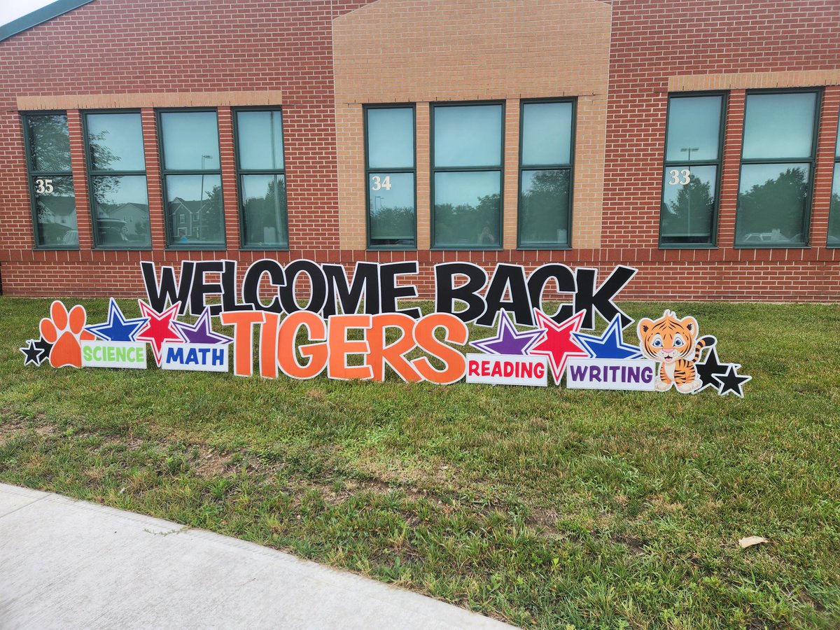 Welcome Back Tigers!  We can't wait to see you this evening at our Meet the Teacher event!