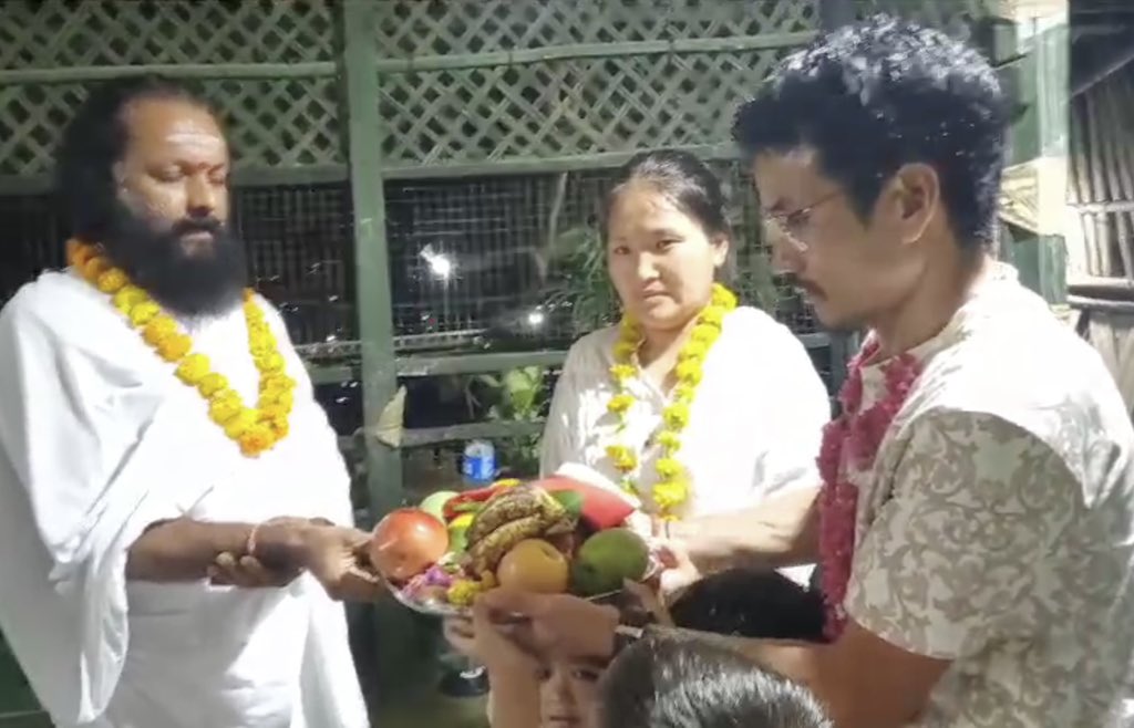 JGDSwamiji's tweet photo. #SravanRudraPuja #Samoohik, today evening at #Daporijo #ArunachalPradesh #VDSArunachal
@Vaidicpujas https://t.co/YZmLSFJg3i