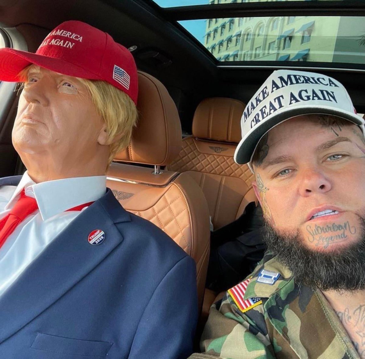 acnewsitics's tweet image. MAGAs are weird.