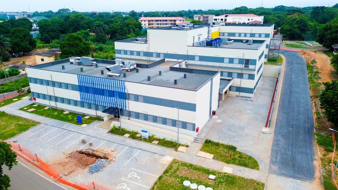 DennisMiracles's tweet photo. The new Urology and Nephrology Center of Excellence 

@NAkufoAddo &amp; @MBawumia 🔥🔥🔥 https://t.co/cvDwVmPu6N