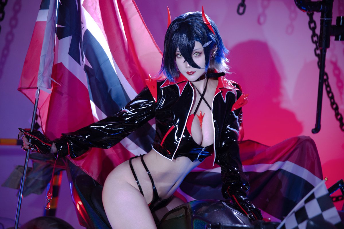 乌尔里希·冯·胡滕 KMS Ulrich von Hutten ウルリッヒ・フォン・フッテン  #AzurLane  #碧蓝航线 #アズールレーン  #벽람항로   #碧藍航線
