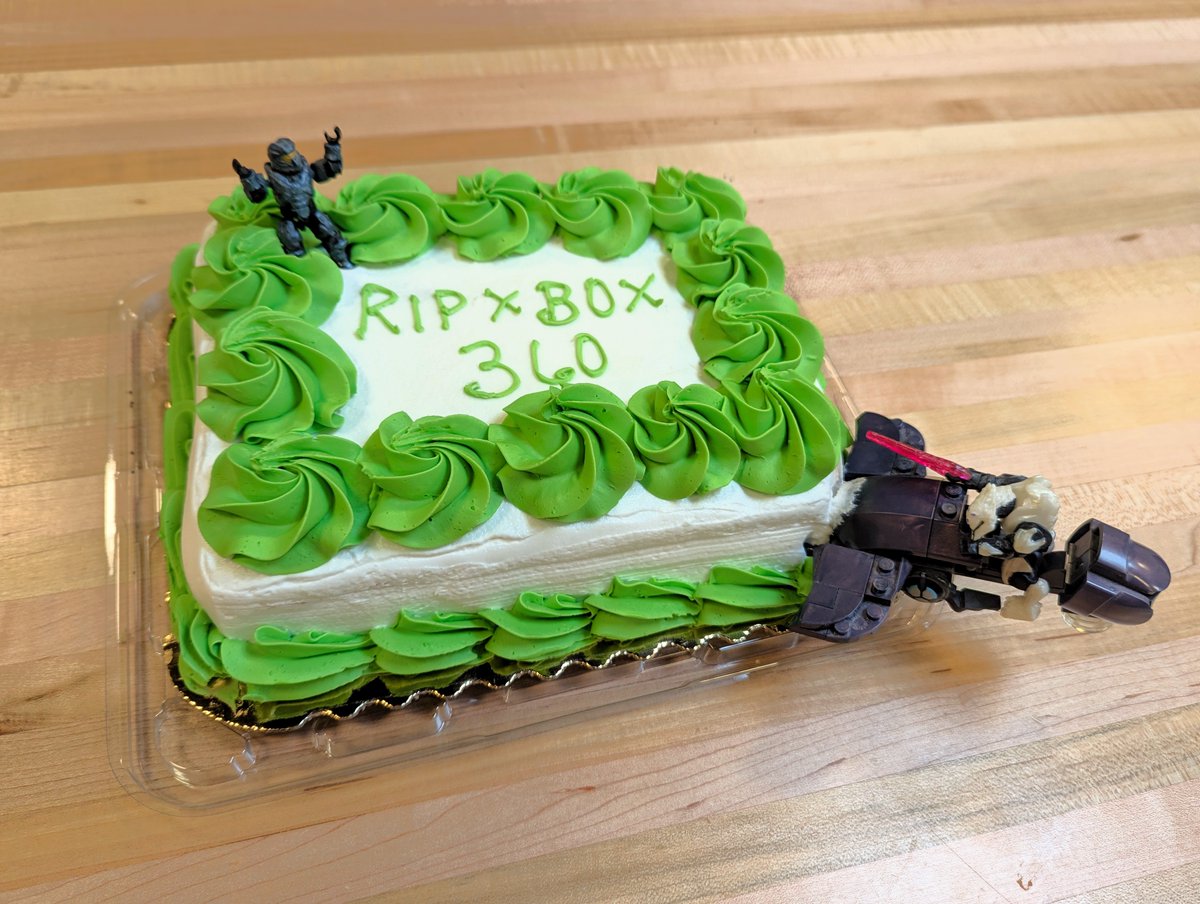 GameHistoryOrg's tweet image. Today the Xbox 360 Marketplace shuts down for good, taking hundreds of games and DLC off the market, with no legal way to access them. We're working to fix copyright law for game preservation, but for now, we figured a cake wouldn't hurt. 🎂