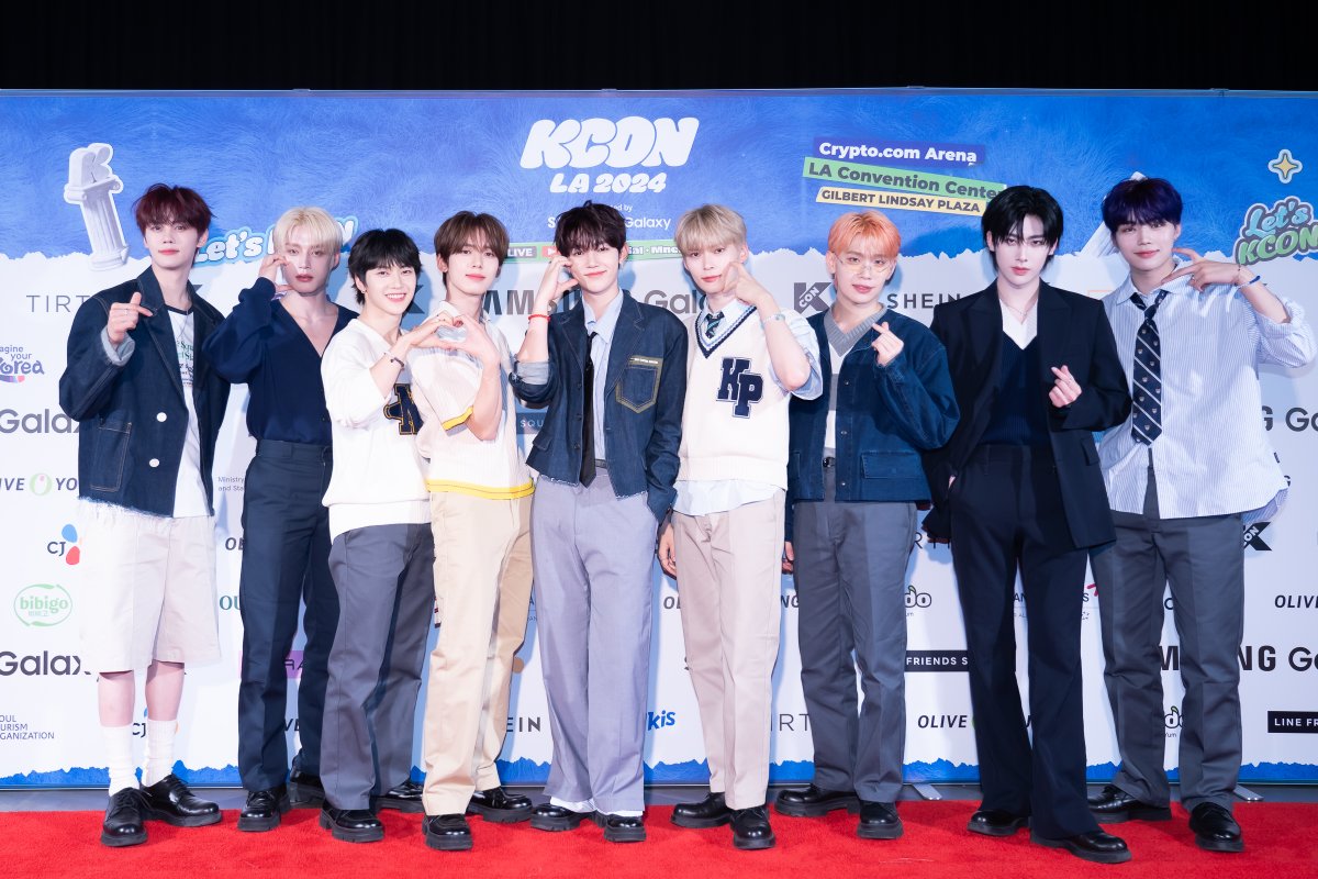 KCONLA2024 写真追加📸】 レッドカーペット＆「M COUNTDOWN」 に豪華