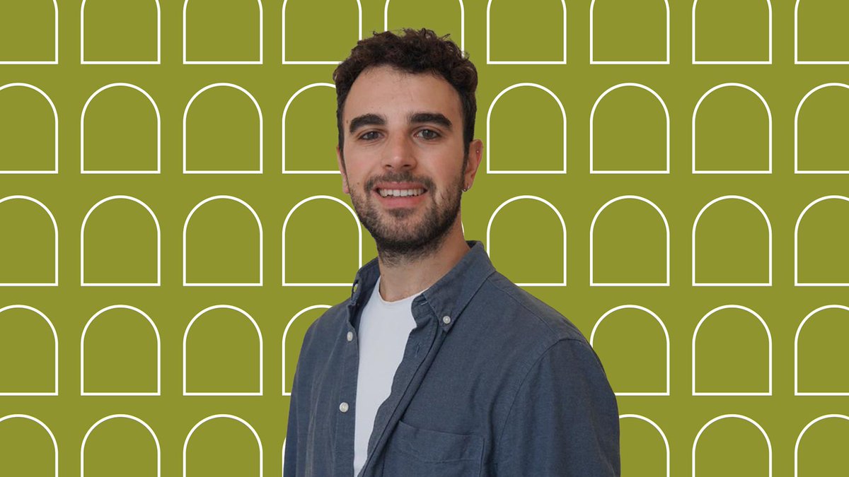 EUI_EU's tweet photo. 📜 The global dimensions of Oriental art in early modern Europe & its influence of European perceptions of the "Orient"
@F_Montuori94 @EUI_History describes his research and fieldwork experience at @ArchivioStatoNA
🔗 Read the interview: https://t.co/abFkdl7cIt
#EUIResearch https://t.co/iUu3lTUmDf