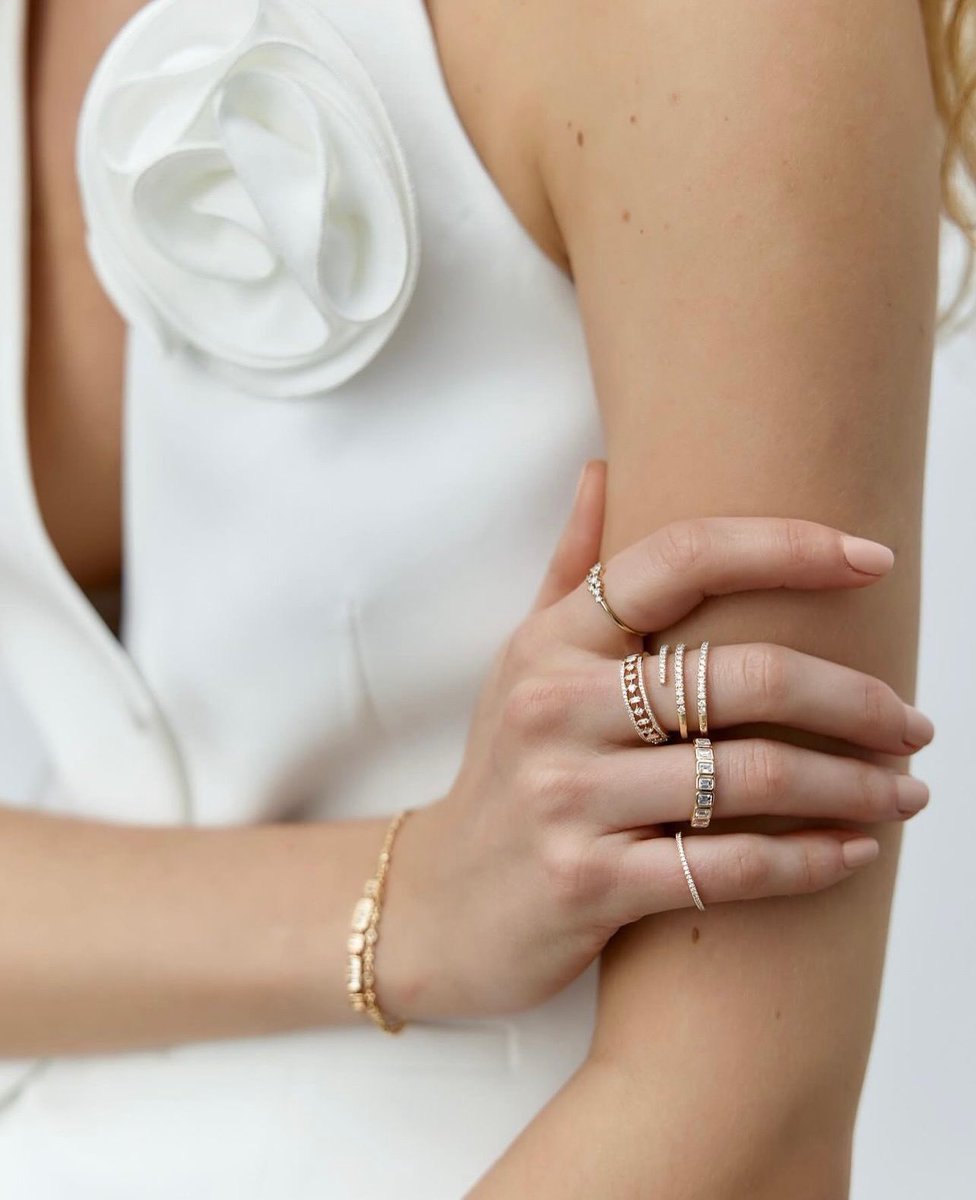 HuttonV's tweet image. 