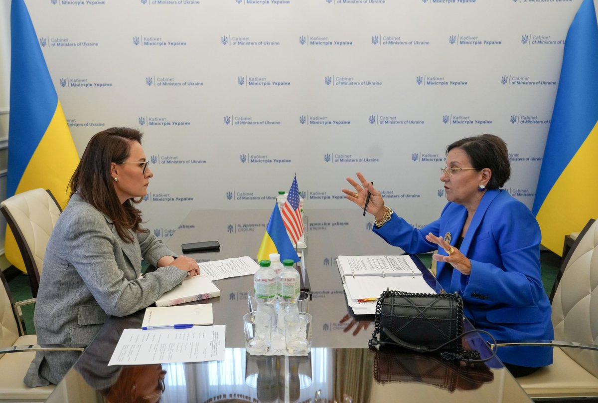 Special Representative Penny Pritzker (@specrepukraine) on Twitter photo Now is the time to build towards a brighter future for Ukraine. A future that is prosperous, democratic, independent, and integrated into the EU and NATO. A pleasure to meet with <a href="/Svyrydenko_Y/">Yulia Svyrydenko</a> Now is the time to build towards a brighter future for Ukraine. A future that is prosperous, democratic, independent, and integrated into the EU and NATO. A pleasure to meet with <a href="/Svyrydenko_Y/">Yulia Svyrydenko</a>