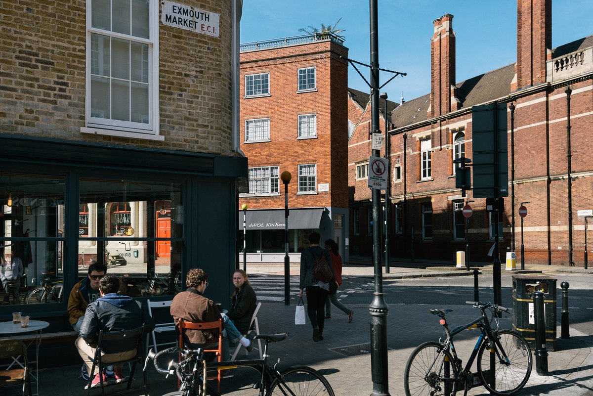 deVOLKitchens's tweet image. Looking for a coffee before your design appointment, or a bite to eat afterwards? Helen has put together her favourite spots around our London showrooms... 
devol.ltd/ClerkenwellGui… #LondonGuide