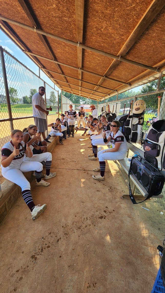 EliteGulick09's tweet image. And that&apos;s a wrap for our Summer Season Finished 4-2 @CarEliteNCorg Summer Showcase and a overall record of 33-9-3 small Break ahead then roll into a Tough Fall 16u schedule Proud of this Group#BeElite #GetBigDoWork 
#BuiltDifferent 
@CoastRecruits @LineDsoftball 
@ExtraInningSB