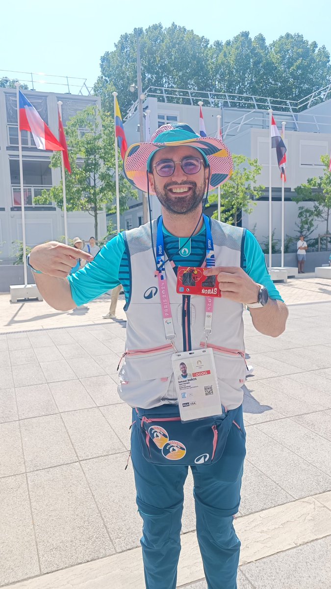ismaelwing's tweet photo. Estoy en #Paris2024 y he traído ñoras para @carlosalcaraz. ¿Me ayudáis a que le lleguen?
@teledeporte @Eurosport_ES @diariolaopinion @laverdad_es @SER_Murcia @COPE @La_SER https://t.co/pgKrtzGJu0