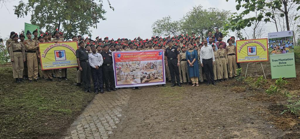 NCC_Bih_Jhar's tweet photo. "37 Jharkhand Bn NCC, Jamshedpur, launches 'One Cadet-One Tree Campaign 2024'! In collaboration with TATA STEEL UISL, 400 cadets from various institutions planted 400 saplings , promoting environmental conservation & sustainability. #OneCadetOneTree"
@HQ_DG_NCC
@RanchiPIB https://t.co/pDPy8D0Ruv