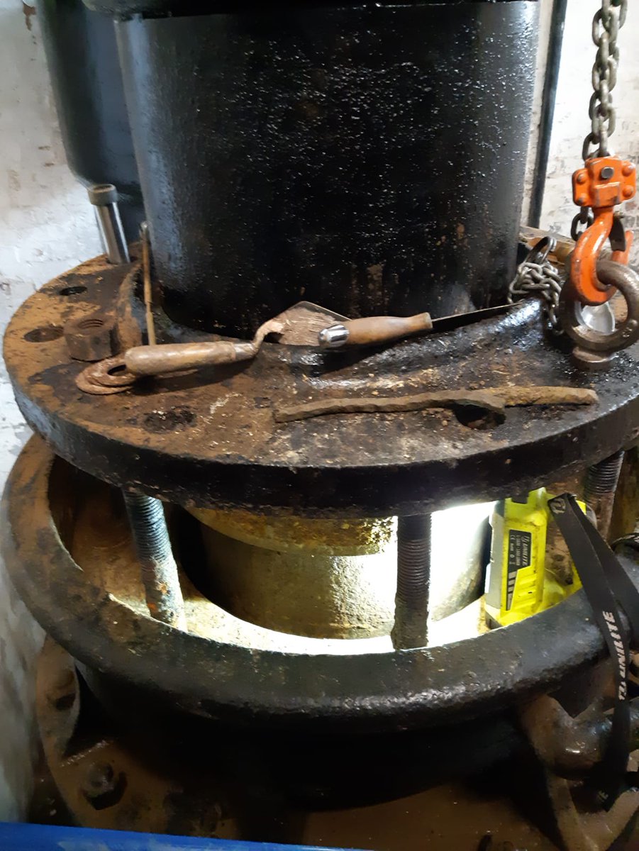 At #SandfieldsPumpingStation the engine team have been busy putting jacks &amp; chains in place to work on getting the engine to move again (100 years since it last moved - wow).  #BoostLichfield #LichfieldCity