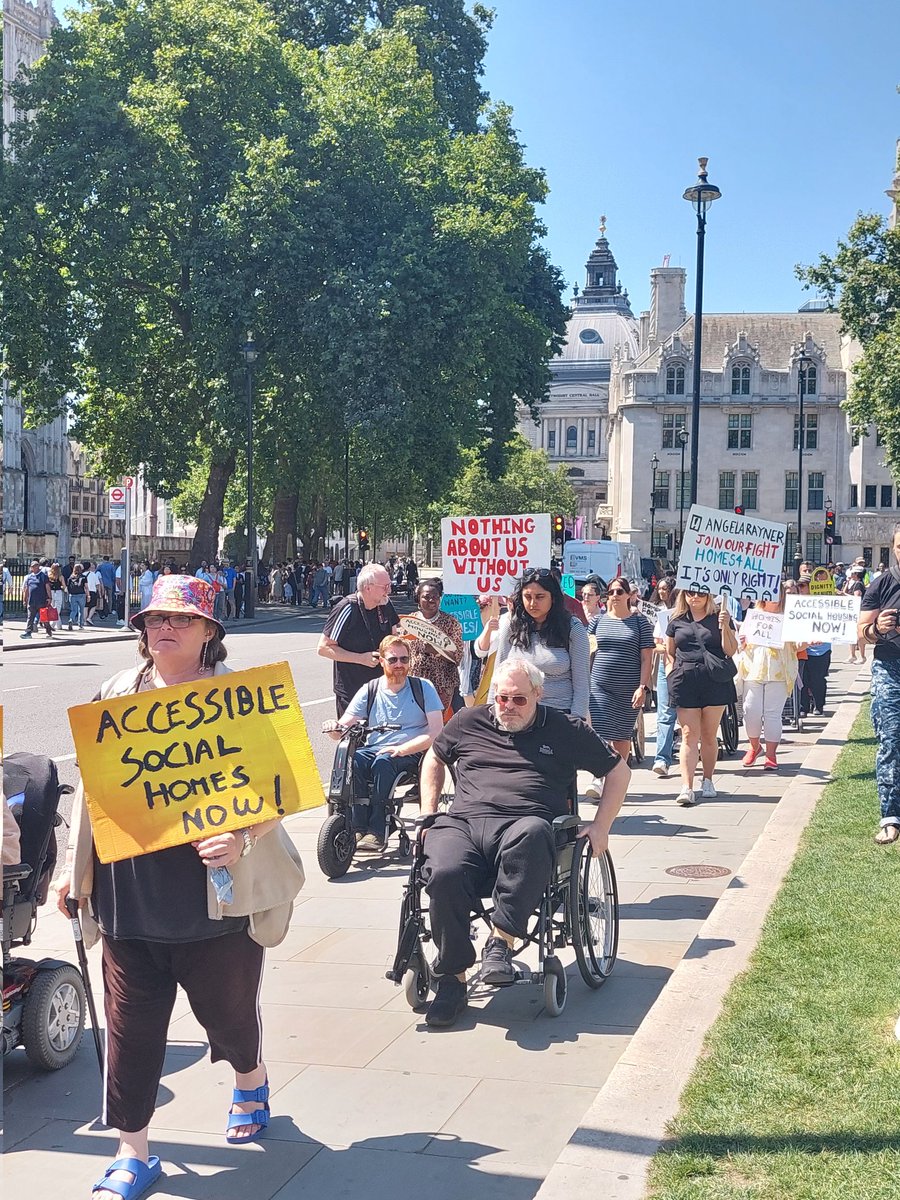 Inclusion London (@inclusionlondon) on Twitter photo Today we marched to 10 Downing St to deliver our message to <a href="/Keir_Starmer/">Keir Starmer</a>: Disabled people need accessible homes now! š¢ #Housing #AccessDenied Today we marched to 10 Downing St to deliver our message to <a href="/Keir_Starmer/">Keir Starmer</a>: Disabled people need accessible homes now! š¢ #Housing #AccessDenied