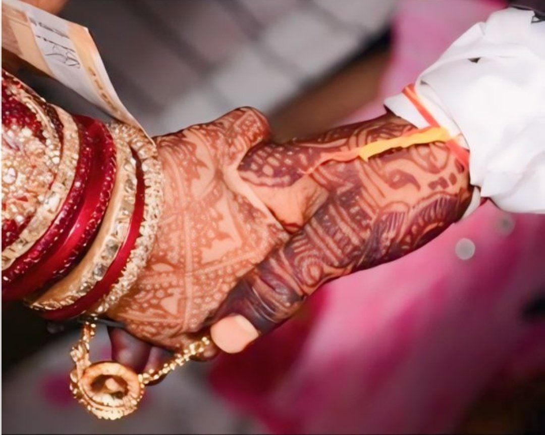❣️मेरी जिंदगी है तू❣️
     ❣️मेरी..सांसों..में.. तू❣️
          ❣️#LIFE_PARTNER❣️
