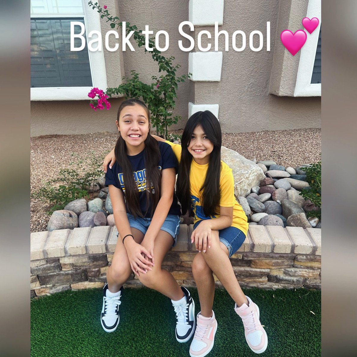 First day of 7th and 4th grade 📓✏️ Wishing everyone a safe, blessed, and successful 2024-2025 school year! <a href="/YsletaISD/">Ysleta ISD</a> <a href="/EastPointES1/">East Point ES</a> <a href="/EastwoodKnolls/">Eastwood Knolls 💛💙</a>