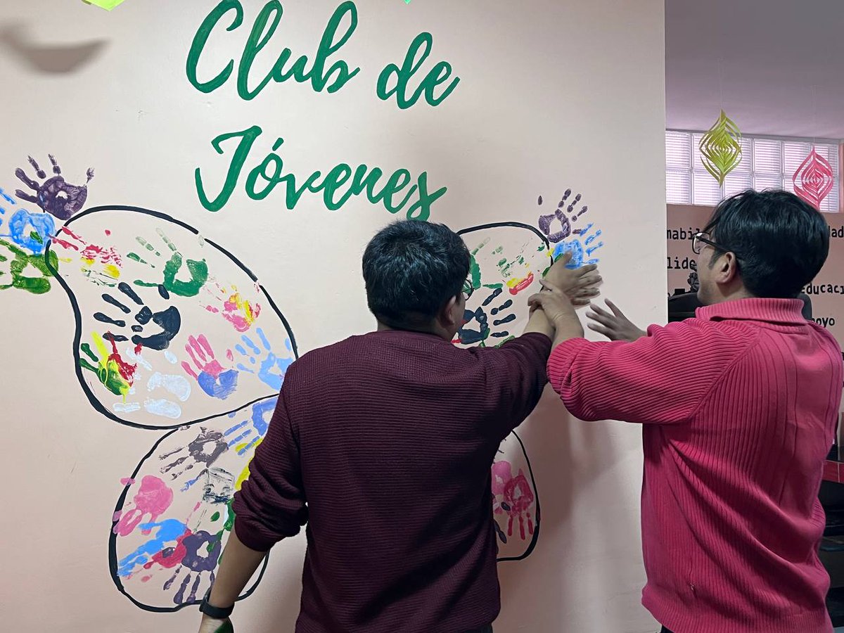 InternetBo_org's tweet photo. Ya estamos con todo con el proyecto #PROSEM en alianza con @BoliviaSave y este sábado empezamos con la formación de #Ciberactivistas con jóvenes del distrito 14 de El Alto.
¡Gracias al Consejo de Salud Rural Andino y a la red PROCOSI por la coordinación y el espacio! https://t.co/adMMlbbch5