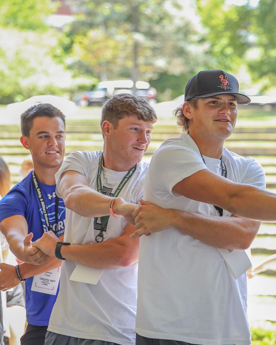 eku's tweet photo. Fall ’24 is getting closer and closer, Colonels! Only about two weeks until we get to welcome these #FutureColonels to the #CampusBeautiful! 😍🏠 You can get an idea of what goes down at each orientation in the link below! 👇

🔗: https://t.co/l7AmmgMbiJ https://t.co/yS8EYhn7SO
