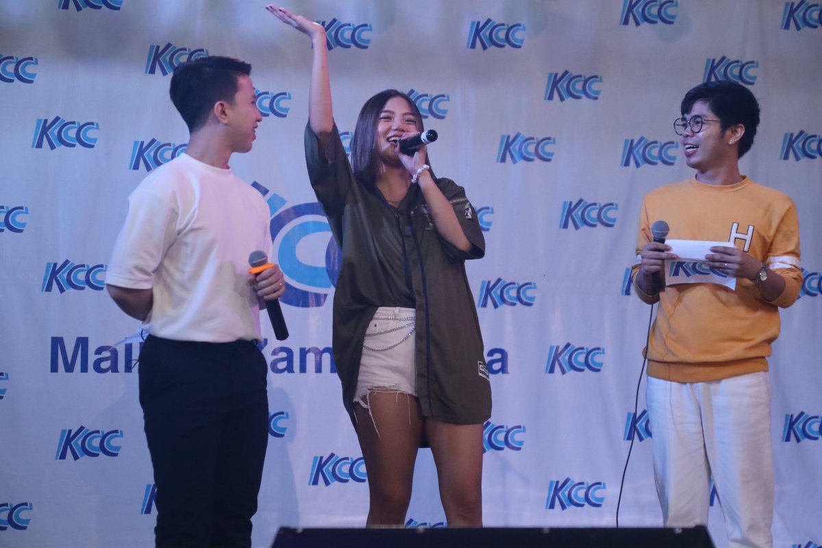 starhuntabscbn's tweet photo. Nakikanta at nakisaya sa mga Langga nating Zamboangueño si Jelay Pilones sa #KantawananSaKCC 😍

Maraming salamat mga Langga for having Jelay Pilones sa KCC Mall de Zamboanga!

#JelayPilones #KantawananSaKCC 🎤💜✨ https://t.co/kJnJMtF8qW