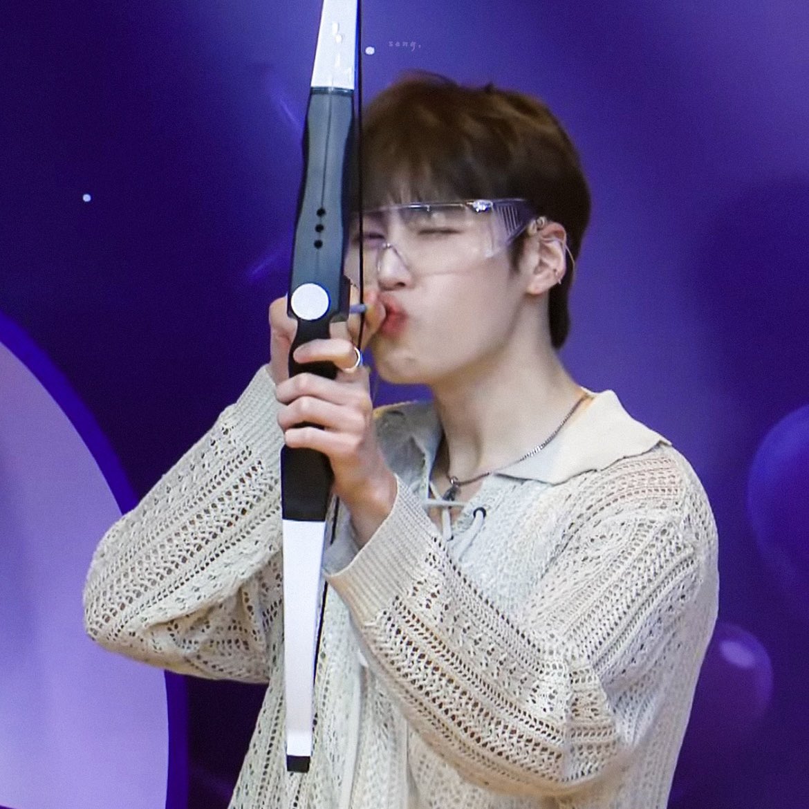 always_SENG's tweet photo. 240729 아이돌라디오

🏹🥽

#하성운 #HASUNGWOON @gooreumseng https://t.co/LKfMMQi28C