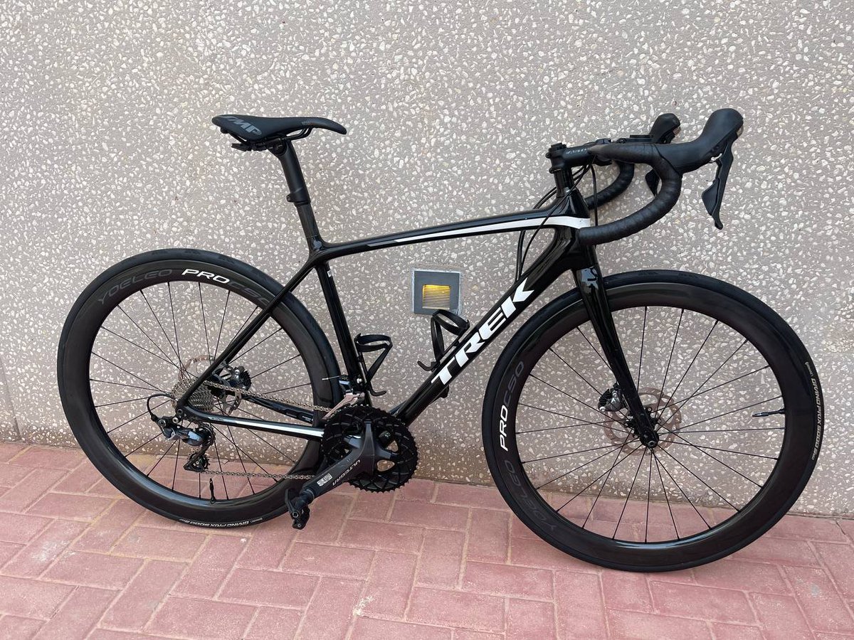 تريك ايموندا SL6
المقاس : 52
هيكل كاربون
محركات شيمانو اوالتيقرا 11 ميكانيكي

سنه الصنع ٢٠٢٠
جميع أجزاء الدراجه من شركات متخصصه عالميه اصليه

الكرنك الامامي بيضاوي مقاس 52/36
المطلوب ٧٥٠٠ ريال قابل للتفاوض

* السعر لايشمل الجنوط الكاربون
الجبيل

للتفاصيل أكثر 
الجوال: 0555908766