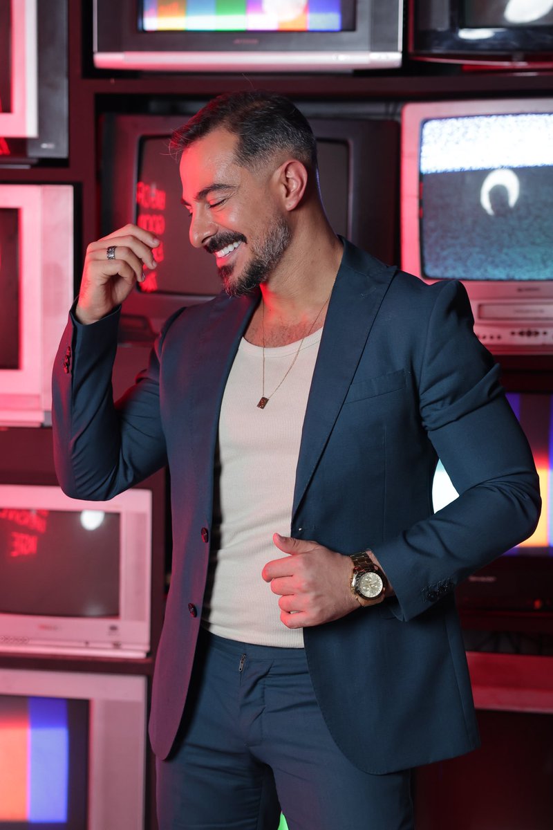 Celebrating 14 years on screen 📺🤎✨
#chadyricha #sirchadyricha #شادي_ريشا
#media #tvshows #tvhost #actor #news #lebanon #dubai #uae #primetime #tvmoment #lbci #mtv #aljadeed #teleliban #otv #futuretv #blinx #lbc #rotana #imdb #television #online #digital #live #tvpreeenter