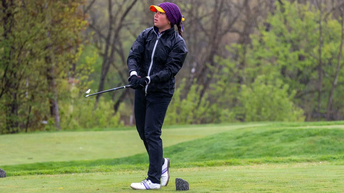 This summer sophomore golfer Emma Abramson is working for the LPGA in preparation for the TPC Boston event. tinyurl.com/4bwdvvmt