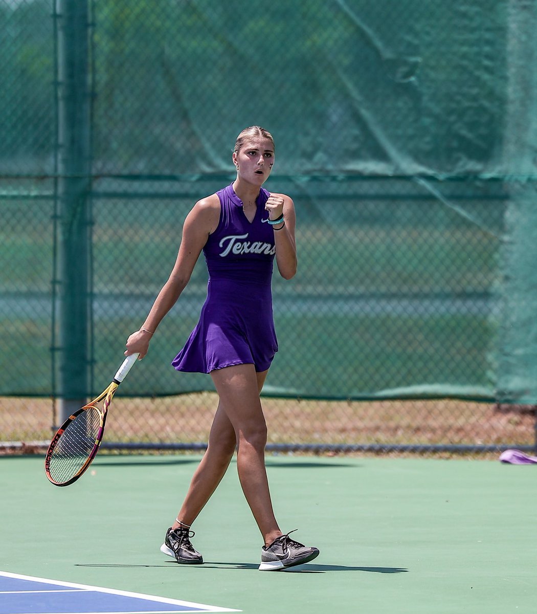WACsports's tweet image. 🏝️ Our #wacsummerseries continues this week with @TarletonSports!

Here are some great moments from the Texans this past year!

#OneWAC x #TexanNation