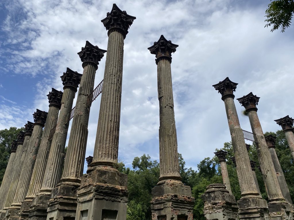 CollinaClaire's tweet photo. #windsorruins #portgibson https://t.co/Rf0HskaV8D