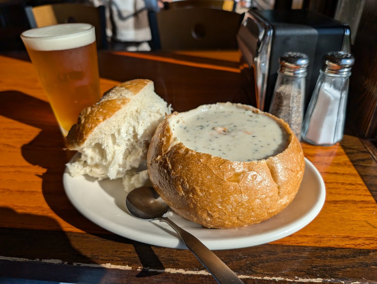 Ruastin @ ? tweet media