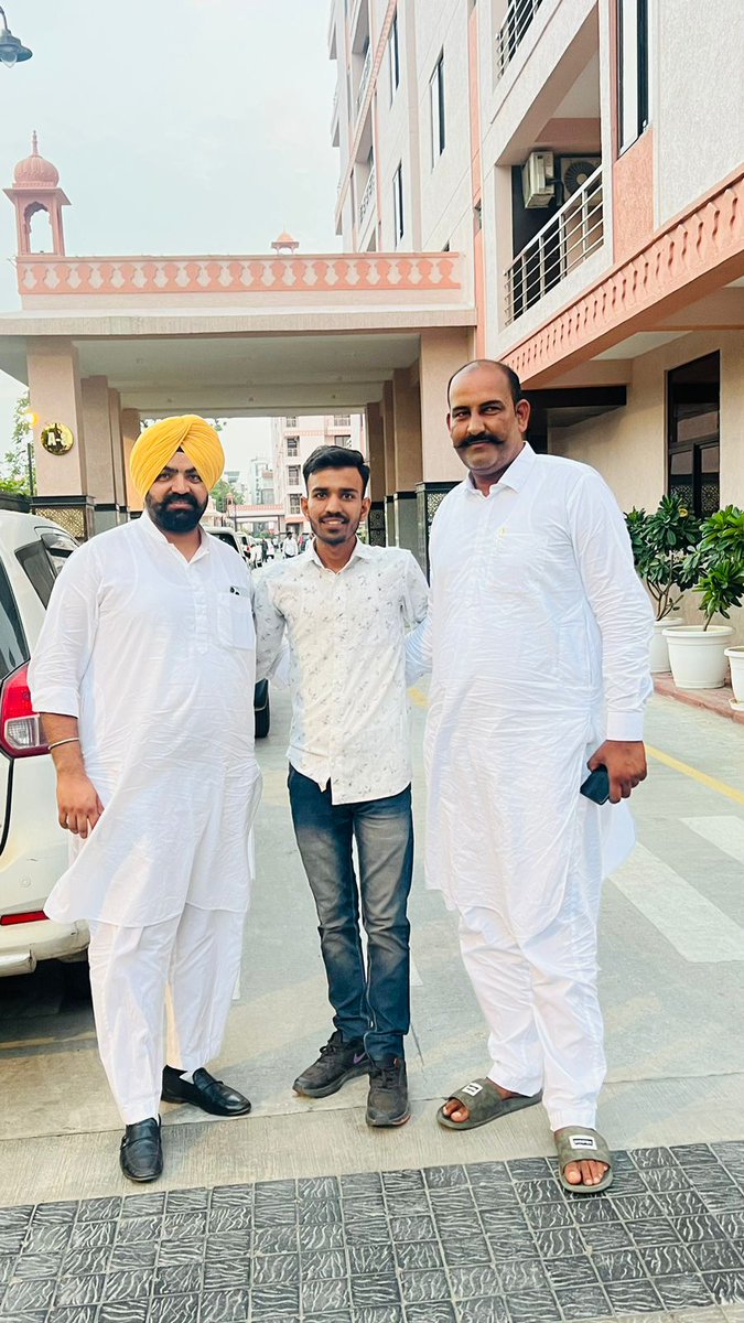 poswal_jagdish's tweet photo. เคฏเคพเคฐเคพ เคฆเฅ เคฏเคพเคฐเฅ โค๏ธ๐ค
๐เคตเคฟเคงเคพเคฏเค เคเคตเคพเคธ, เคเคฏเคชเฅเคฐ
@BalkaurDhillon
#paji https://t.co/Tqfq2ELoc2