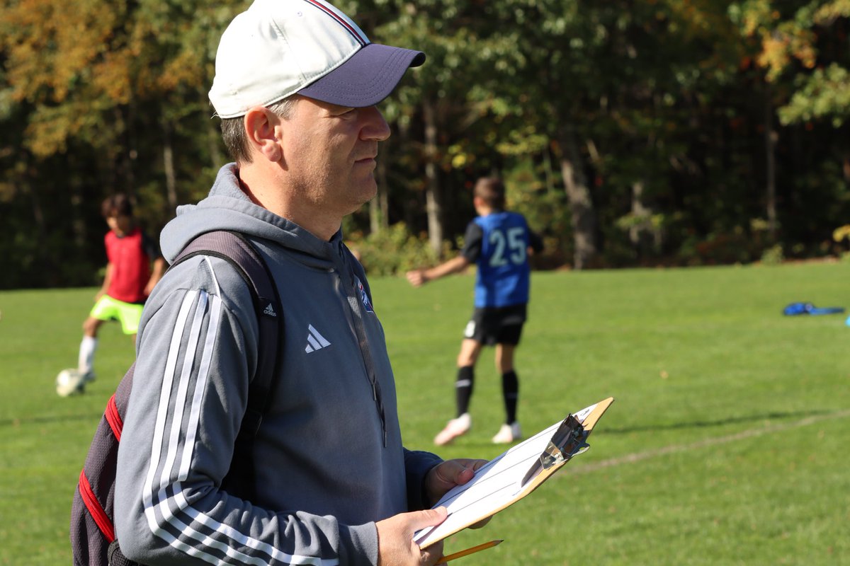 Become a coach with us! We're hiring enthusiastic coaches for the 2024-2025 Town Select League season. Want to join? Contact Maureen here: mayouthsoccer.org/events-and-pro…

#JoinOurTeam #SoccerCoaching #YouthSports