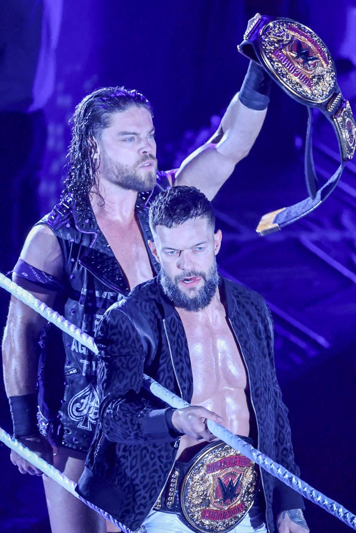 フィン・ベイラー - Search / X