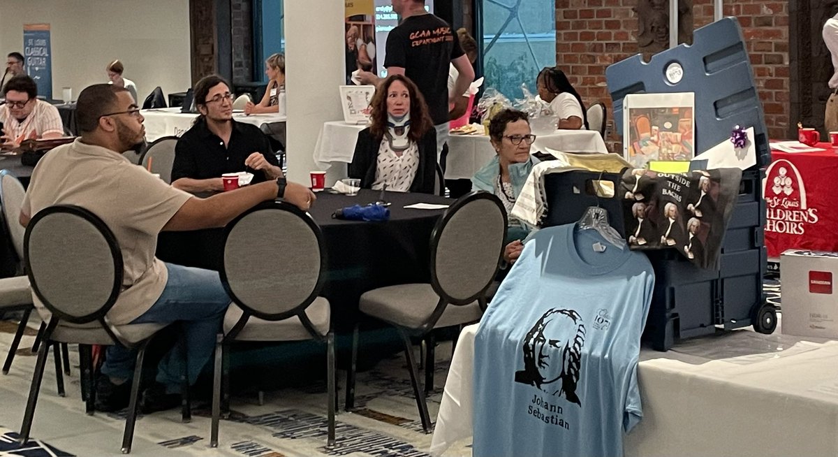 What an exciting morning at the Sheldon for the annual kickoff of the @UMSL <a href="/DesLeeFineArts/">Des Lee Fine Arts Collaborative</a>! Local schools and arts organizations making a difference through arts engagement.