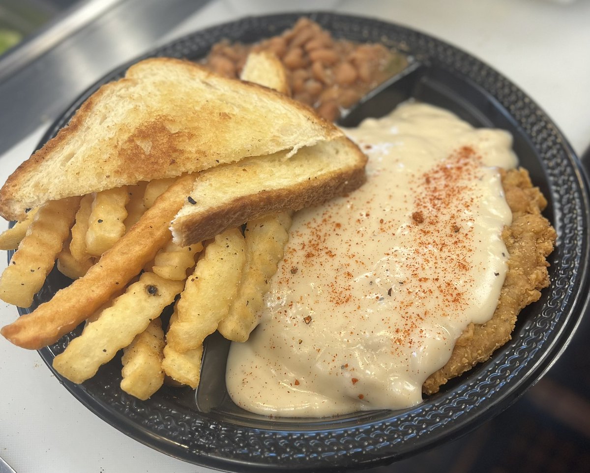 Reds BBQ at 7335 Boat Club Rd. has Chicken Fried Steak w/ mashed potatoes and 1 side
#paytheman #madeinhouse #bbqmafia
