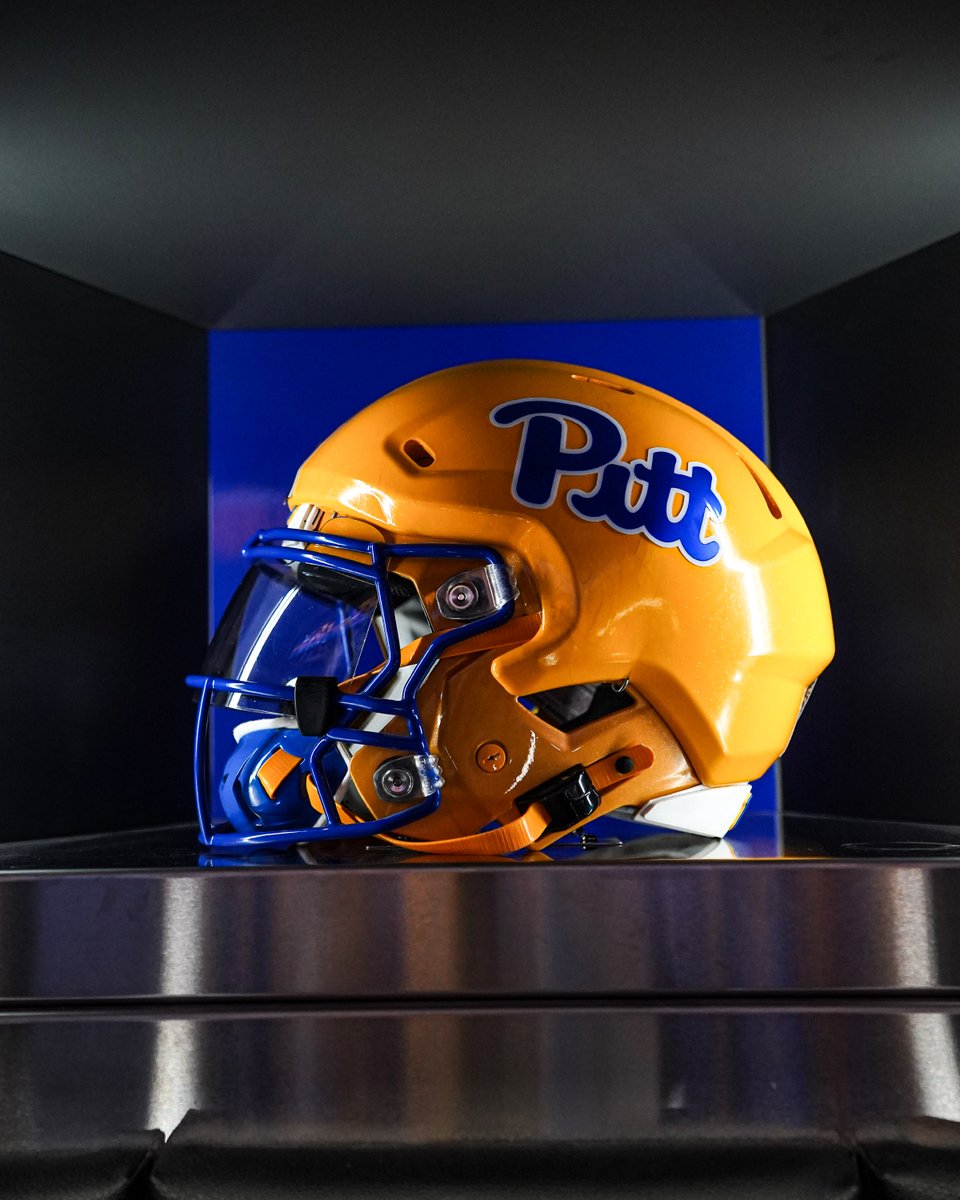 Ready to get things going...

Pitt Football Training Camp 🔜

#H2P » #WeNotMe