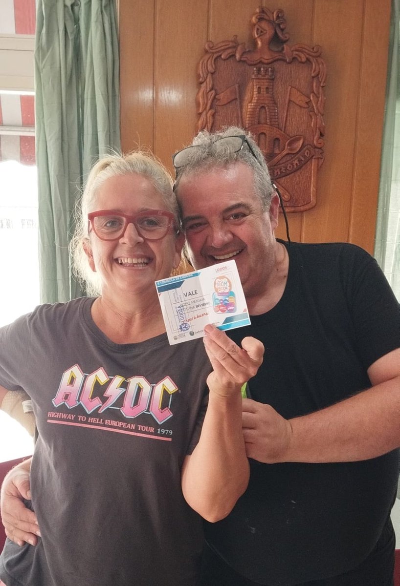 Fotos de más premiad@s de nuestra tómbola 🙌🙌🙌
Enhorabuena y gracias a tod@s por apoyar el comercio local.
#lodosa #apoyaalpequeñocomercio #apoyaalcomerciolocal