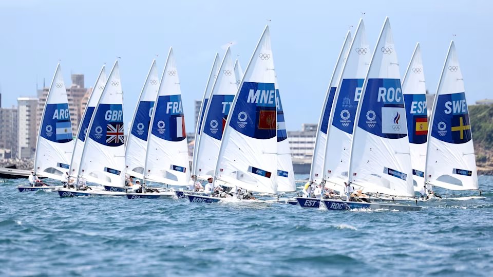 SonarAustral's tweet photo. ¿Qué es la #Vela ?
Prueba de habilidad de un atleta para dominar las cambiantes condiciones viento y mar.
Eventos M y F, de #windsurf, #kiteboarding, #esquife y #dingui, como eventos mixtos en el #multicasco y #dingui doble, en un circuito.
La carrera es en Marsella. https://t.co/cHF0EHLZ3X
