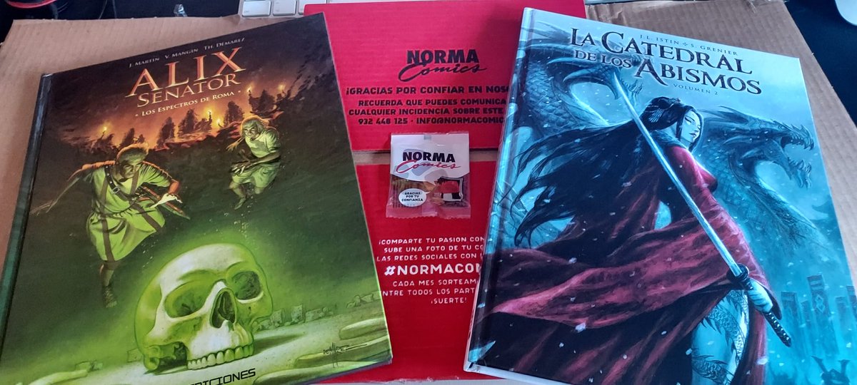 MonPathfinder's tweet photo. Comprando cómics julio 2024, novedades y completando series. Desde la mejor librería para comics #Normacomics .
Con un cuidado en el embalaje y unos caramelos que no viene mal . 😇 @NormaComics @TrinidadEdic @YermoEd #AlixSenator #Lacatedraldelosabismos https://t.co/kaCesX3qGm
