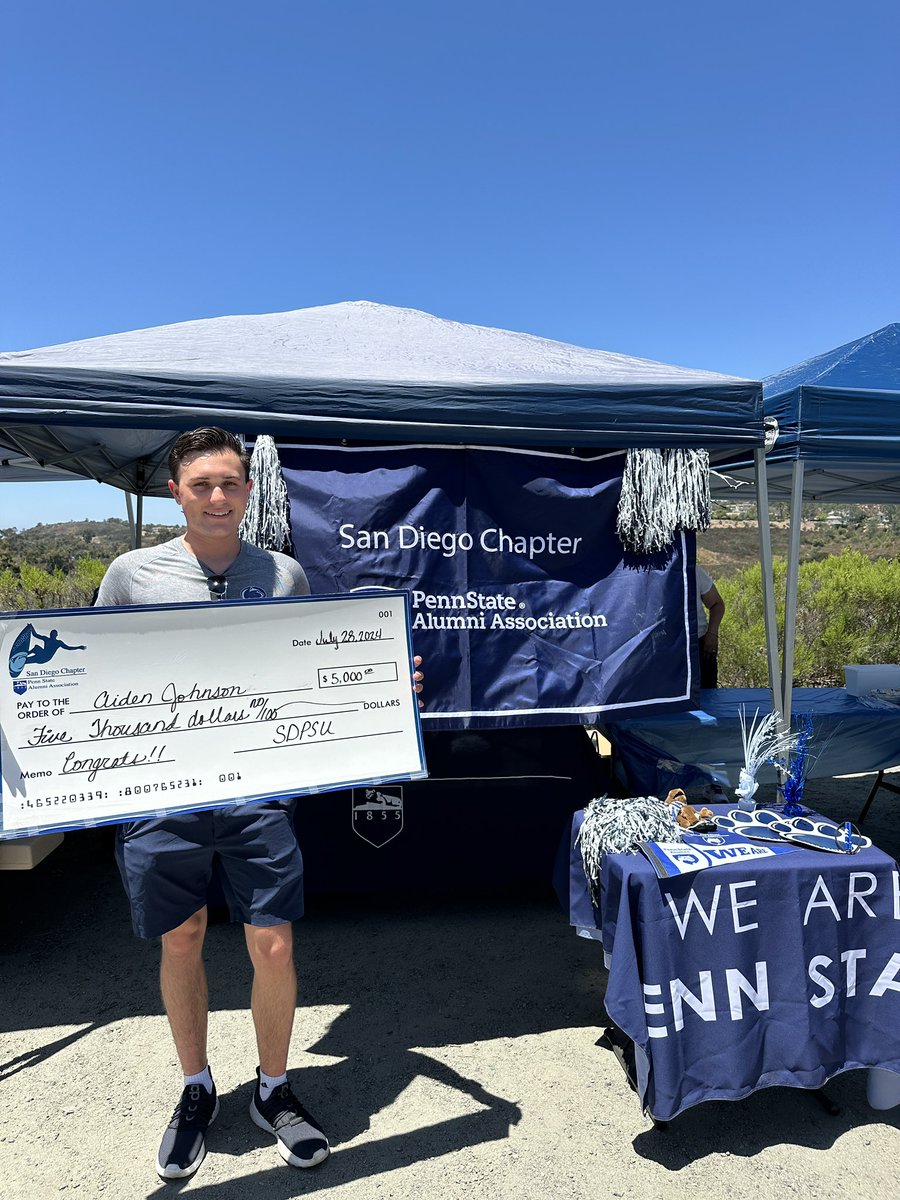 SDPSU's tweet image. Thank you to everyone who attended the 2024 Student Sendoff at Lake View Park yesterday! 
We presented two of our scholarship winners with The Big Check! A great time was had by all enjoying pizza, lawn games, our first Lion Share, and of course, THE ICE CREAM!! 🍨🍕