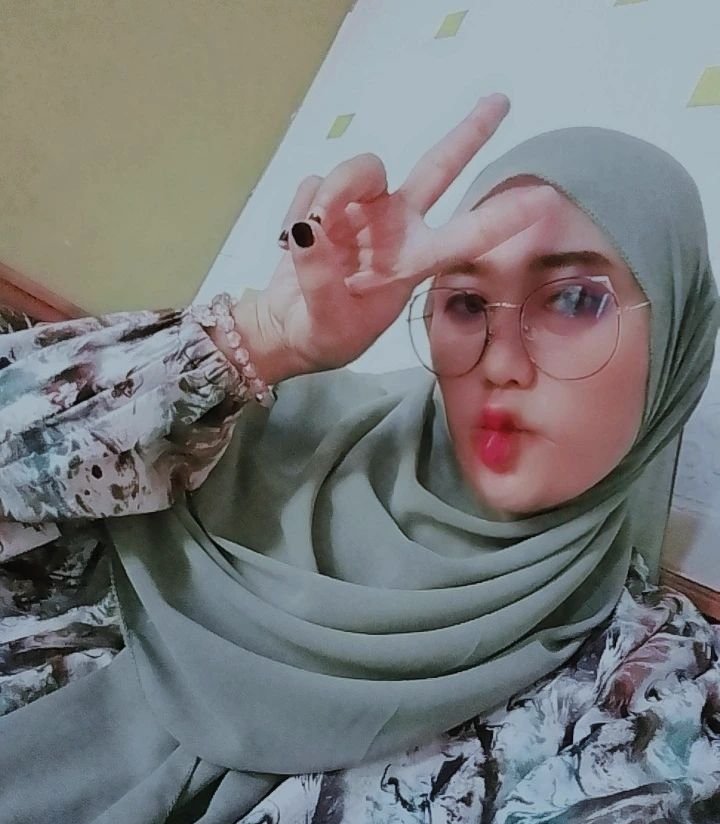j64337562's tweet photo. Uuuuuuuhhhh mukanya bikin kontol ngaceng
Emang gak pernah gagal nih mahmud bikin gue sange bacolan favorit gue nih
Gimana mnrt klean mantep gak
Yg mau ikut bacolin dia dm gue aja
No nude
#bacolan #bahancoli #bacolhijab #pejuhin #kontolin #mamahmuda #binor https://t.co/i16jhqCwrc