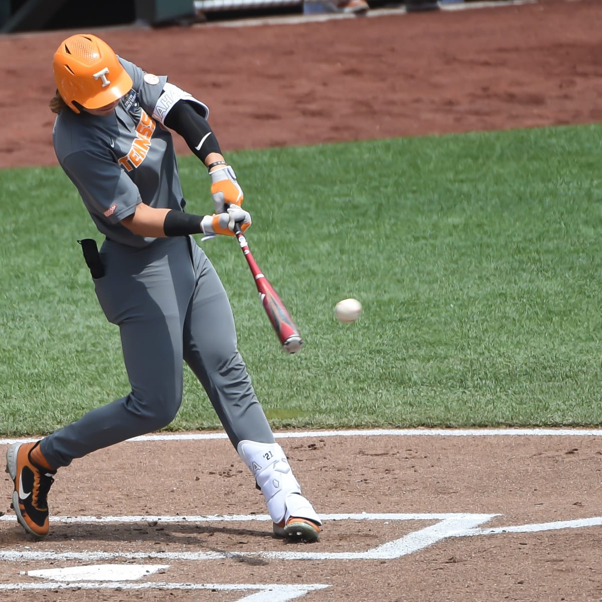 6 things every college coach is looking for in a hitter

🧵
