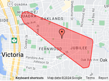 bchydro's tweet image. A crew is currently on site working to restore power to 678 customers in #VictoriaBC,   #Saanich and #OakBay. They’re sharing updates here: bit.ly/3LLLKIo