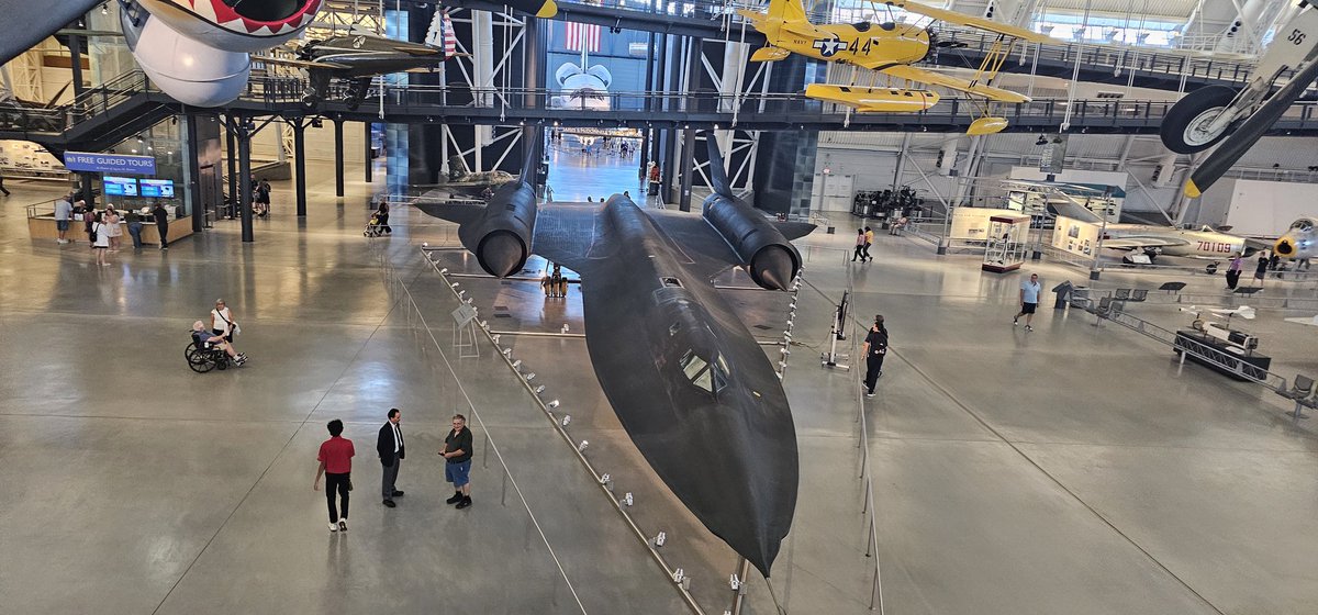 CPi_SI's tweet photo. @GinieSigonney SR-71 https://t.co/QtipnOl4CA