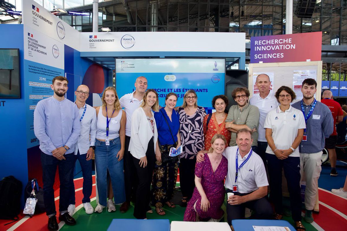 sretailleau's tweet image. Bienvenue à la Maison de l'Enseignement supérieur et de la Recherche au #ClubFrance !
Venez y découvrir le travail des chercheuses et chercheurs pour la performance sportive, les formations vers les métiers du sport, et l’accompagnement des étudiants athlètes ! 🔬🏃♀️➡️🇫🇷