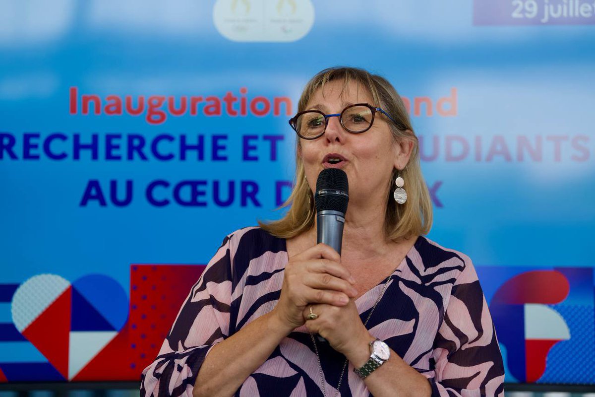 sretailleau's tweet image. Bienvenue à la Maison de l'Enseignement supérieur et de la Recherche au #ClubFrance !
Venez y découvrir le travail des chercheuses et chercheurs pour la performance sportive, les formations vers les métiers du sport, et l’accompagnement des étudiants athlètes ! 🔬🏃♀️➡️🇫🇷