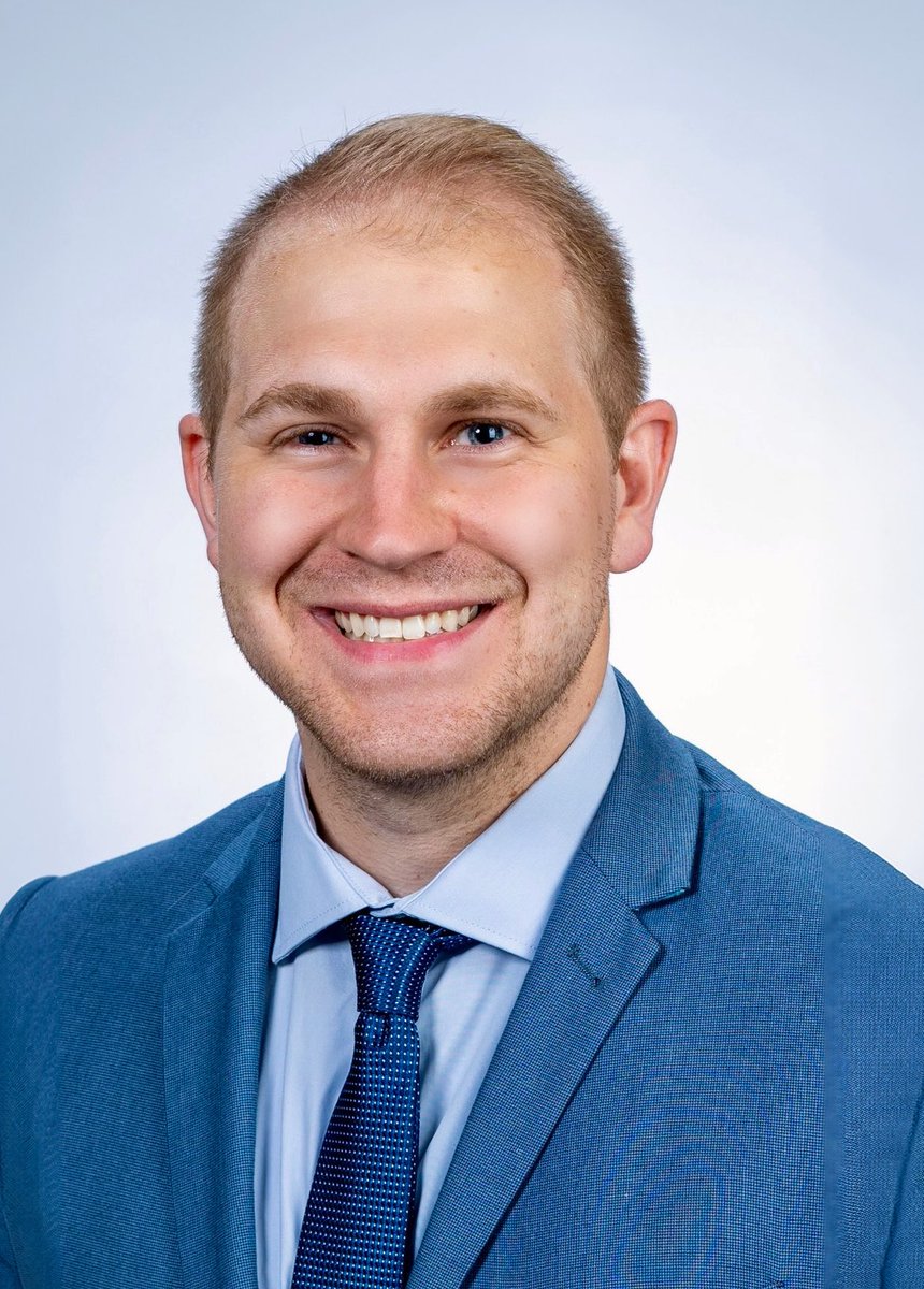 Milan Oxspring (@milanoxspring) on Twitter photo Hey #MedTwitter my name is Milan (MY-lin) Oxspring from <a href="/uazmedphx/">UAZ Medicine - Phoenix</a>, and I’m thrilled to be applying #Physiatry for #Match2025!
Passionate about MSK/sports med, EDX, disability advocacy, & #MedEd.
I enjoy pickleball, hiking, fantasy sports, & geography.
Let’s connect! 😃 Hey #MedTwitter my name is Milan (MY-lin) Oxspring from <a href="/uazmedphx/">UAZ Medicine - Phoenix</a>, and I’m thrilled to be applying #Physiatry for #Match2025!
Passionate about MSK/sports med, EDX, disability advocacy, & #MedEd.
I enjoy pickleball, hiking, fantasy sports, & geography.
Let’s connect! 😃
